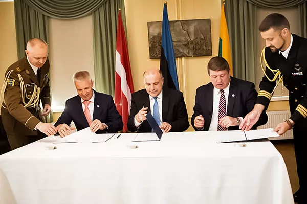 Baltijos šalys prašo papildomų JAV kariuomenės pajėgų regione Baltijos šalys prašo papildomų JAV kariuomenės pajėgų regione - Sputnik Lietuva