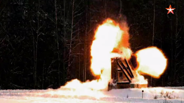 Убийца танков: опубликовано видео применения новой ракеты для Ми-28HM - Sputnik Литва