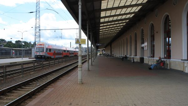 Железнодорожный вокзал Вильнюса - перрон, архивное фото - Sputnik Литва