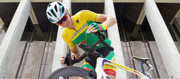 II Европейские игры, велоспорт, литовский велогонщик - Sputnik Литва