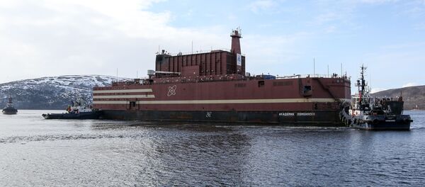 Плавучая атомная ТЭС Академик Ломоносов, архивное фото Плавучая атомная ТЭС Академик Ломоносов, архивное фото - Sputnik Lietuva