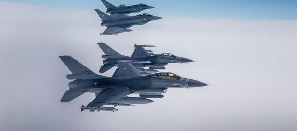 Самолеты НАТО, архивное фото Самолеты НАТО, архивное фото - Sputnik Литва