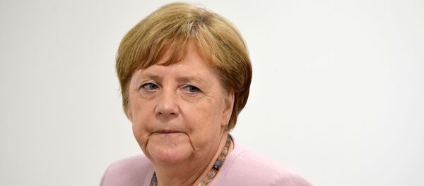 Рабочий визит президента РФ В. Путина в Японию для участия в саммите Группы двадцати. День второй - Sputnik Литва