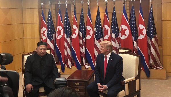 Встреча президента США Дональда Трампа и лидера Северной Кореи Ким Чен Ына - Sputnik Литва