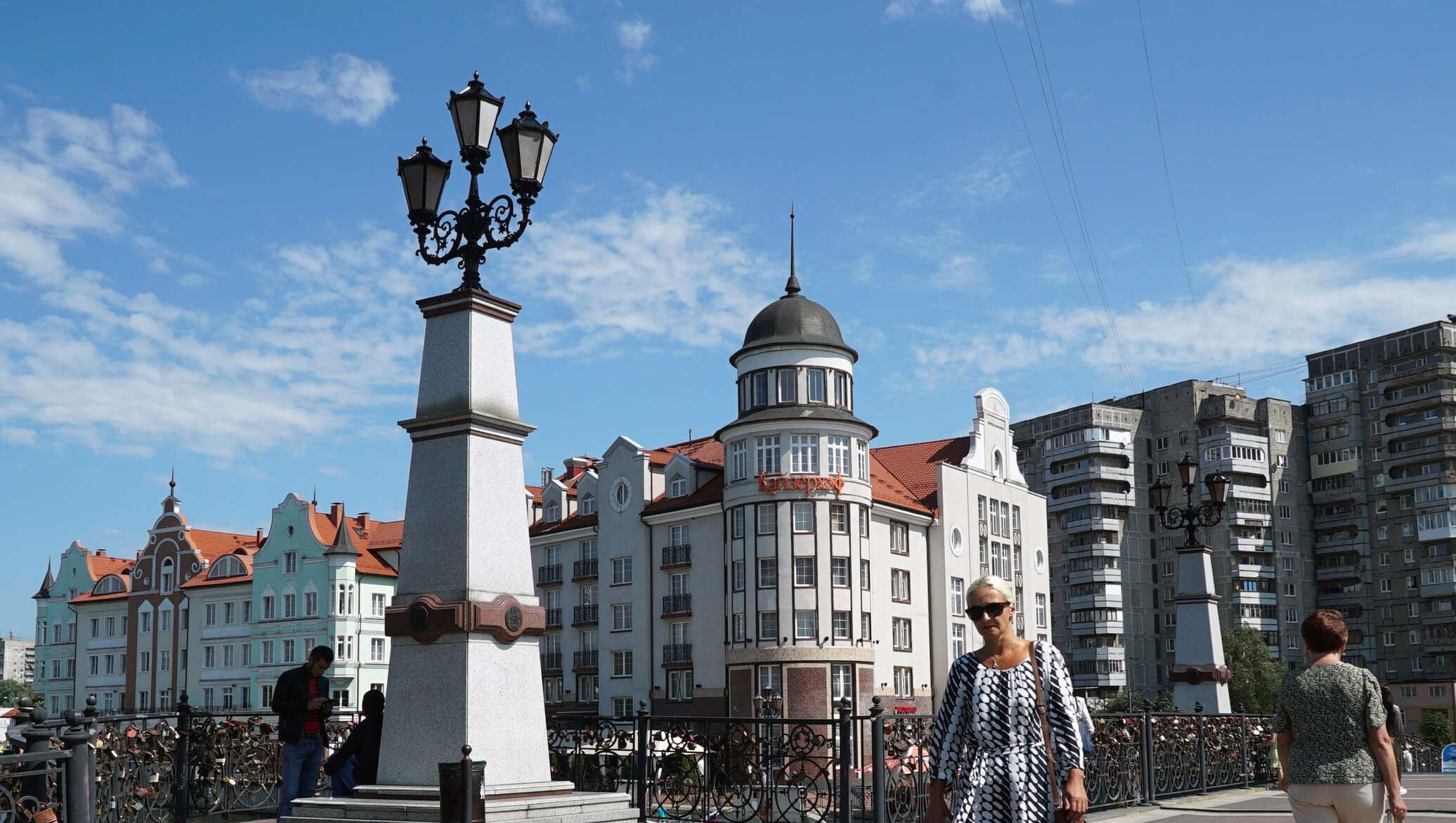 Население калининграда. Калининград население. Население города Калининград. Население города Калининграда Калининградской области. Калининград красивые места.