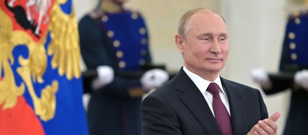 Президент РФ В. Путин, архивное фото Президент РФ В. Путин, архивное фото - Sputnik Литва