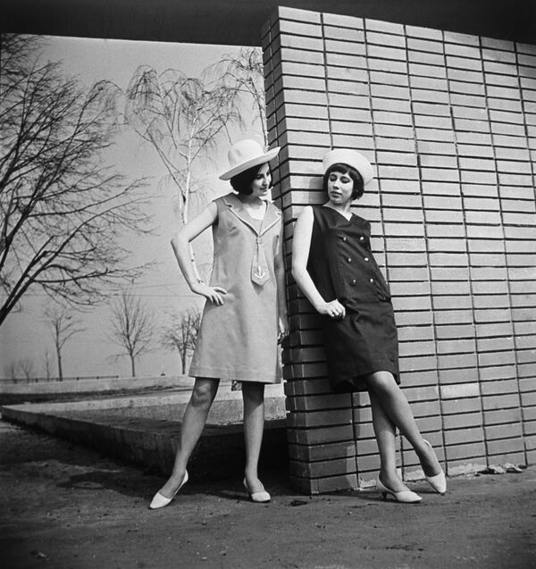 Реклама коллекции женской одежды. 1966 год - Sputnik Литва
