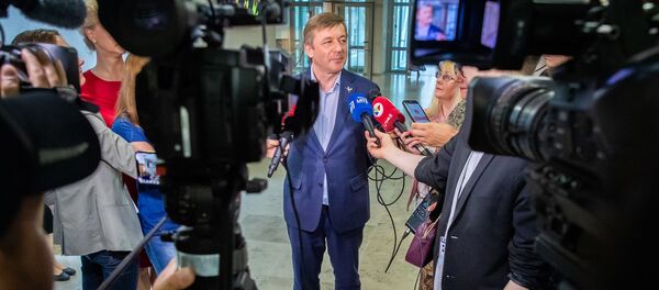 Лидер Союза крестьян и зеленых Литвы Рамунас Карбаускис, архивное фото Лидер Союза крестьян и зеленых Литвы Рамунас Карбаускис, архивное фото - Sputnik Литва