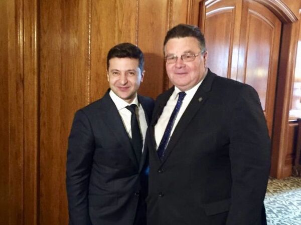 Linkevičius pakvietė Zelenskį kitąmet rengti Ukrainos konferenciją Vilniuje Linkevičius pakvietė Zelenskį kitąmet rengti Ukrainos konferenciją Vilniuje - Sputnik Lietuva