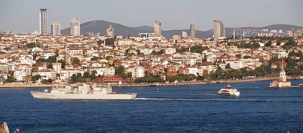 Проход кораблей НАТО в Черное море попал на видео Проход кораблей НАТО в Черное море попал на видео - Sputnik Литва