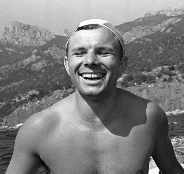 Юрий Гагарин во время послеполетного отдыха в Крыму. 1961 год - Sputnik Lietuva