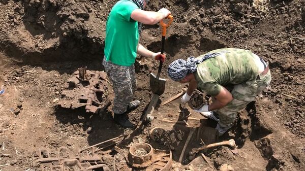 Археологические раскопки на месте прорыва 5-ой ударной армии Южного фронта, архивное фото - Sputnik Lietuva