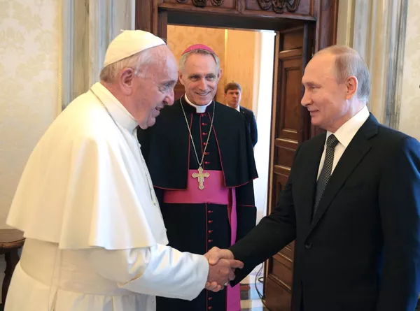 Putinas papasakojo apie pokalbį su popiežiumi Putinas papasakojo apie pokalbį su popiežiumi - Sputnik Lietuva