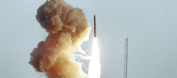 Запуск американской баллистической межконтинентальной ракеты Minuteman III, архивное фото Запуск американской баллистической межконтинентальной ракеты Minuteman III, архивное фото - Sputnik Lietuva