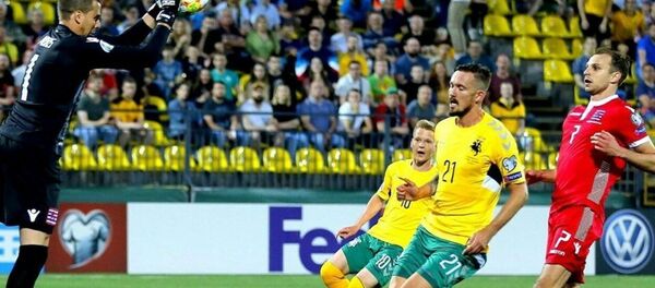 Футболист Нериюс Вальскис, архивное фото - Sputnik Литва