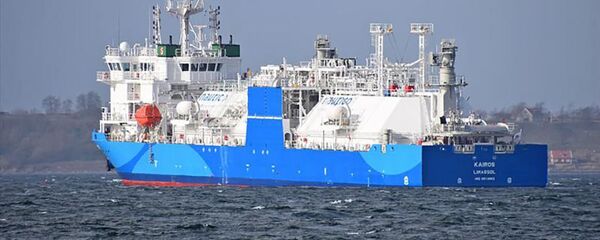 Крупнейшее в мире судно транспортировки и бункеровки сжиженного природного газа (СПГ) Kairos, архивное фото  - Sputnik Литва