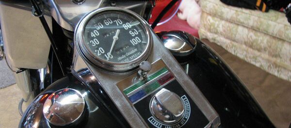 Спидометр на мотоцикле Спидометр на мотоцикле - Sputnik Lietuva