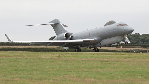 Самолет радиоэлектронной разведки британских ВВС Bombardier Global Express Sentinel R.1, архивное фото - Sputnik Lietuva