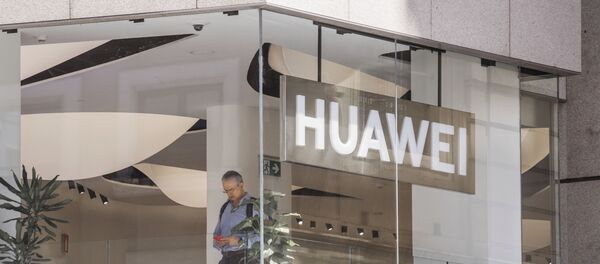 Флагманский магазин Huawei в Мадриде - Sputnik Lietuva
