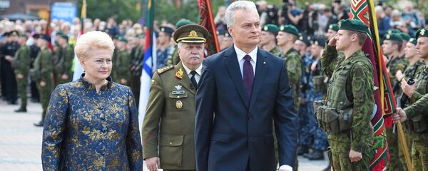 Парад вооруженных сил Литвы в честь инаугурации Гитанаса Науседы, 12 июля 2019 года Парад вооруженных сил Литвы в честь инаугурации Гитанаса Науседы, 12 июля 2019 года - Sputnik Lietuva