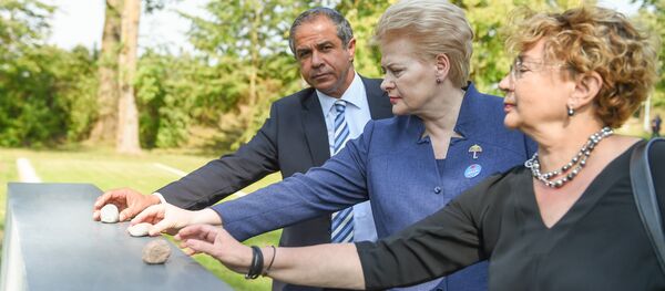 Церемония почтения памяти жертв Холокоста Церемония почтения памяти жертв Холокоста - Sputnik Литва