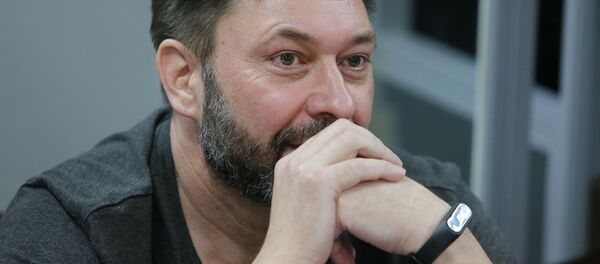 Teismo posėdis dėl Kirilo Višinskio bylos Kijeve Teismo posėdis dėl Kirilo Višinskio bylos Kijeve - Sputnik Lietuva