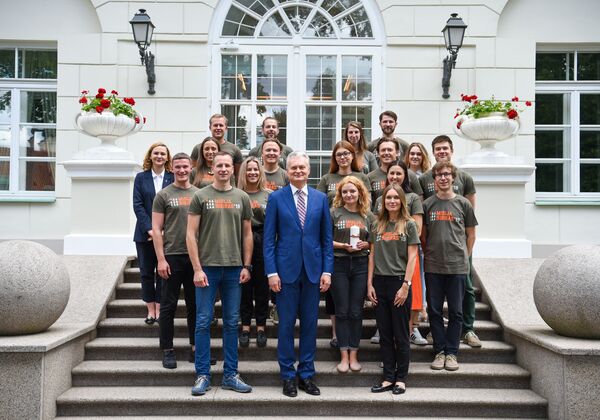 Gitanas Nausėda susitiko su Misijos Sibiras'19 dalyviais Gitanas Nausėda susitiko su Misijos Sibiras'19 dalyviais - Sputnik Lietuva