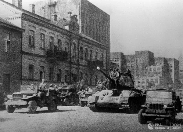 Gėdingas žygis. Kaip vokiečių armijos grupės Centras kariai buvo pervesti per Maskvą Gėdingas žygis. Kaip vokiečių armijos grupės Centras kariai buvo pervesti per Maskvą - Sputnik Lietuva