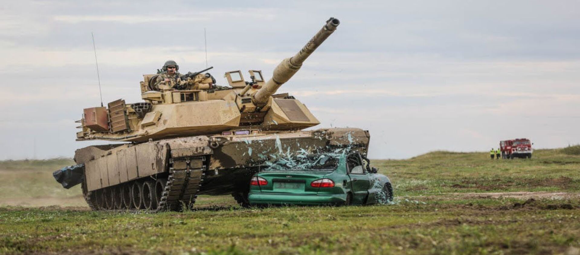 Совместные учения танков Abrams и Т-72М попали на видео - Sputnik Lietuva, 1920, 19.07.2019