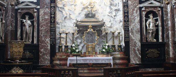 Кафедральный собор Вильнюса главный алтарь, архивное фото - Sputnik Литва