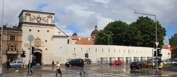 Ворота Зари и крепостная стена Ворота Зари и крепостная стена - Sputnik Литва