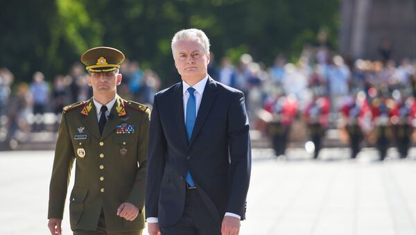 Президент Гитанас Науседа принял участие в торжественной церемонии смены командующего Вооруженными силами Литвы, 25 июля 2019 года - Sputnik Lietuva