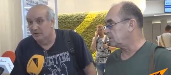 Российские моряки рассказали подробности их задержания на Украине Российские моряки рассказали подробности их задержания на Украине - Sputnik Литва