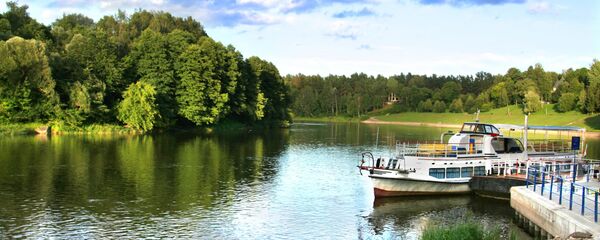 Речной кораблик на реке Неман, Друскининкай, Литва, архивное фото - Sputnik Литва