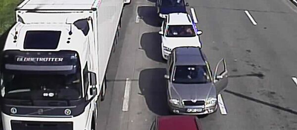 Pasienio kontrolės punktas Kamennyj log, liepos 29 d. Pasienio kontrolės punktas Kamennyj log, liepos 29 d. - Sputnik Lietuva