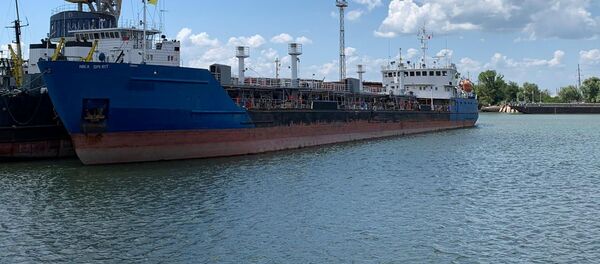 Задержанное СБУ российское судно Nika Spirit в порту Измаила, Украина, 25 июля 2019 года Задержанное СБУ российское судно Nika Spirit в порту Измаила, Украина, 25 июля 2019 года - Sputnik Литва