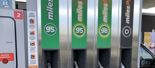 Бензоколонка в Вильнюсе, архивное фото - Sputnik Lietuva