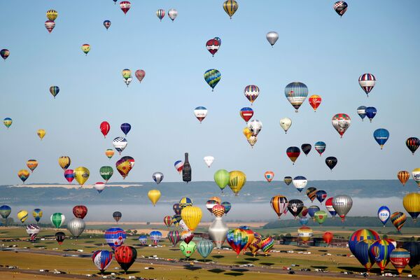 Лотарингский всемирный фестиваль воздушных шаров во Франции - Sputnik Литва