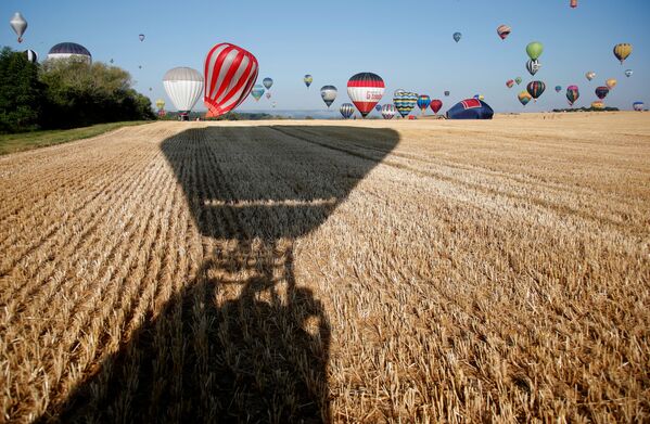 Лотарингский всемирный фестиваль воздушных шаров во Франции - Sputnik Lietuva