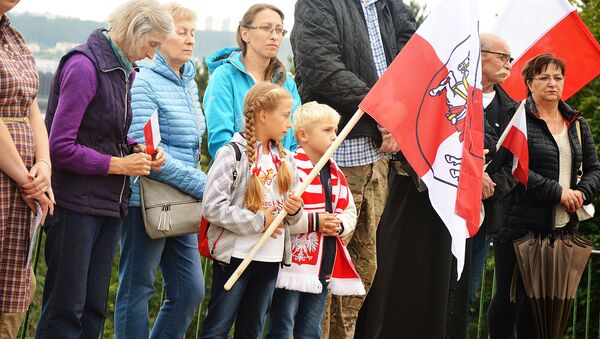 Акция памяти Варшавского восстания на горе Трех Крестов в Вильнюсе - Sputnik Литва