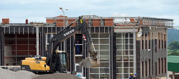 Строительная площадка погранперехода Дубки на российско-литовской границе, 1 августа 2019 года Строительная площадка погранперехода Дубки на российско-литовской границе, 1 августа 2019 года - Sputnik Литва