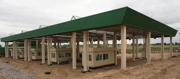 Строительная площадка погранперехода Дубки на российско-литовской границе, 1 августа 2019 года Строительная площадка погранперехода Дубки на российско-литовской границе, 1 августа 2019 года - Sputnik Литва