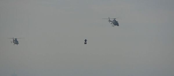 Француз пересек Ла-Машн на самодельной летающей доске - Sputnik Литва