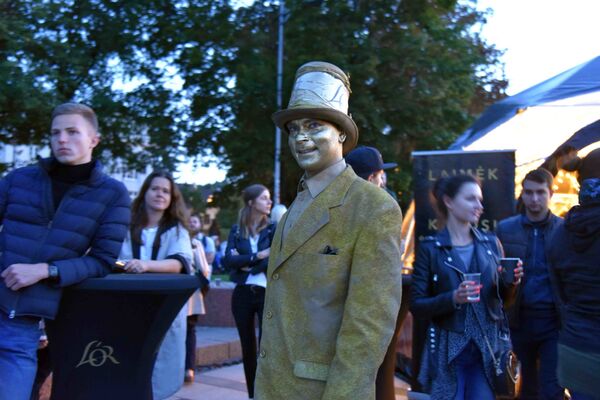 В Вильнюсе стартовал традиционный фестиваль Кино под звездами - Sputnik Литва