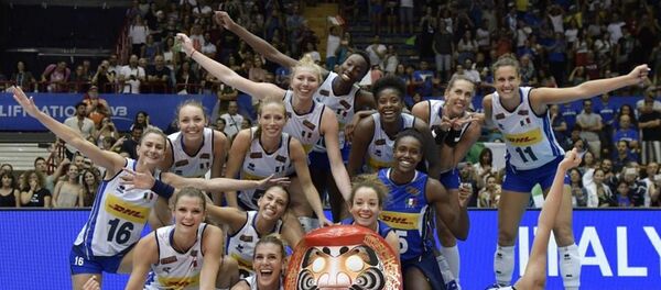 Литовская волейболистка помогла Италии пробиться на Олимпиаду-2020 - Sputnik Литва