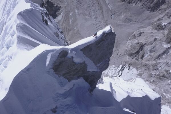 Австрийский альпинист Давид Лама первым покорил неприступную Лунаг Ри - одну из самых высоких гор Непала - Sputnik Lietuva