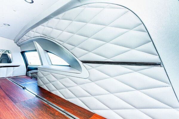 Rusija sukūrė bepilotę Lada katafalką Rusija sukūrė bepilotę Lada katafalką - Sputnik Lietuva