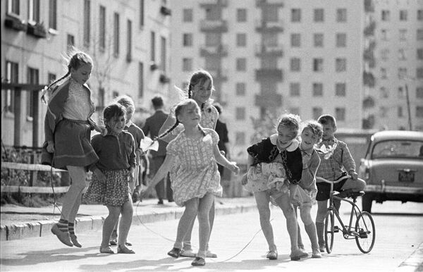Лето без интернета: как отдыхали дети в СССР - Sputnik Литва