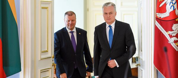 Президент Литвы Гитанас Науседа и премьер-министр Саулюс Сквернялис, архивное фото - Sputnik Литва