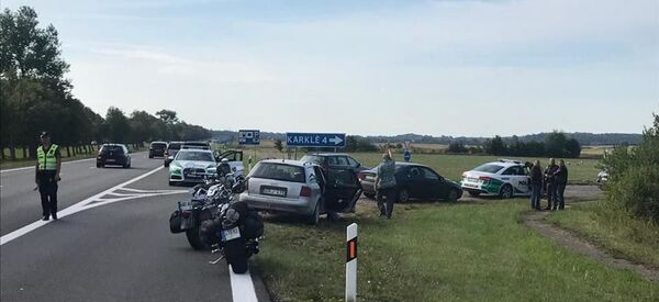 Policija Karklės festivalio prieigose Policija Karklės festivalio prieigose - Sputnik Lietuva